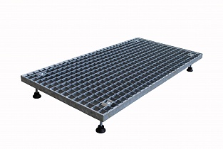 Приступок решетчатый 100/100 прессованный